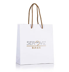 Le shopper manuali sono borse realizzazte con caratteristiche diverse fra corpo borsa e scelta maniglia