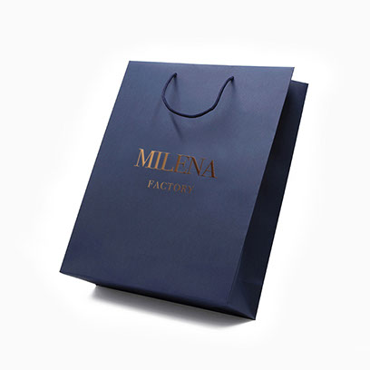 Le shopper manuali sono borse realizzazte con caratteristiche diverse fra corpo borsa e scelta maniglia