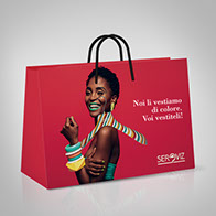 Le shopper manuali sono borse realizzazte con caratteristiche diverse fra corpo borsa e scelta maniglia