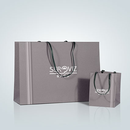 Le shopper manuali sono borse realizzazte con caratteristiche diverse fra corpo borsa e scelta maniglia