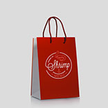 Le shopper manuali sono borse realizzazte con caratteristiche diverse fra corpo borsa e scelta maniglia