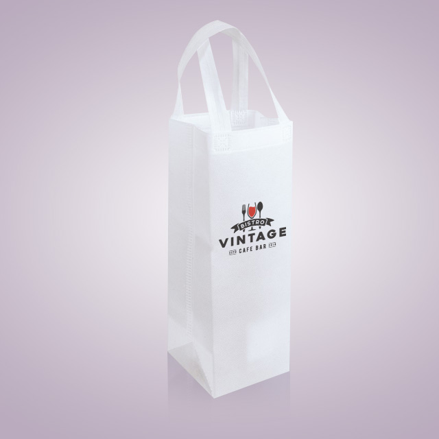 Le shopper in TNT sono borse realizzate sia a corpo unico, oppure mantendo due materiali diversi fra copro borsa e maniglia
